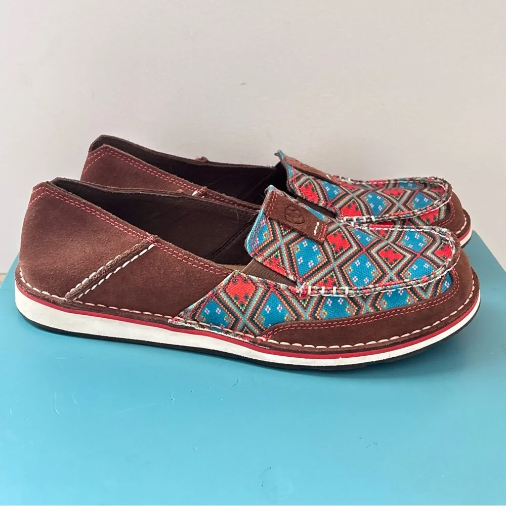 Ariat Cruiser Saddle Tan Suade Geometric Neutral Boho Slip On Shoes Size 9.5B - Picture 3 of 16
